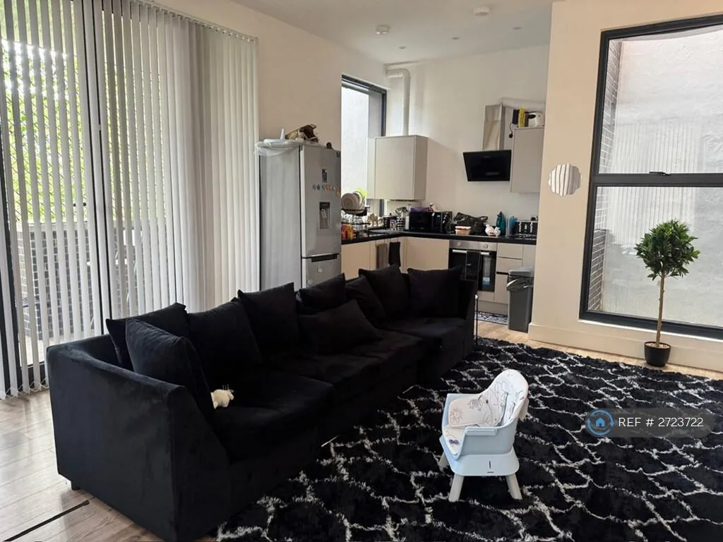 2 bedroom flat for rent
