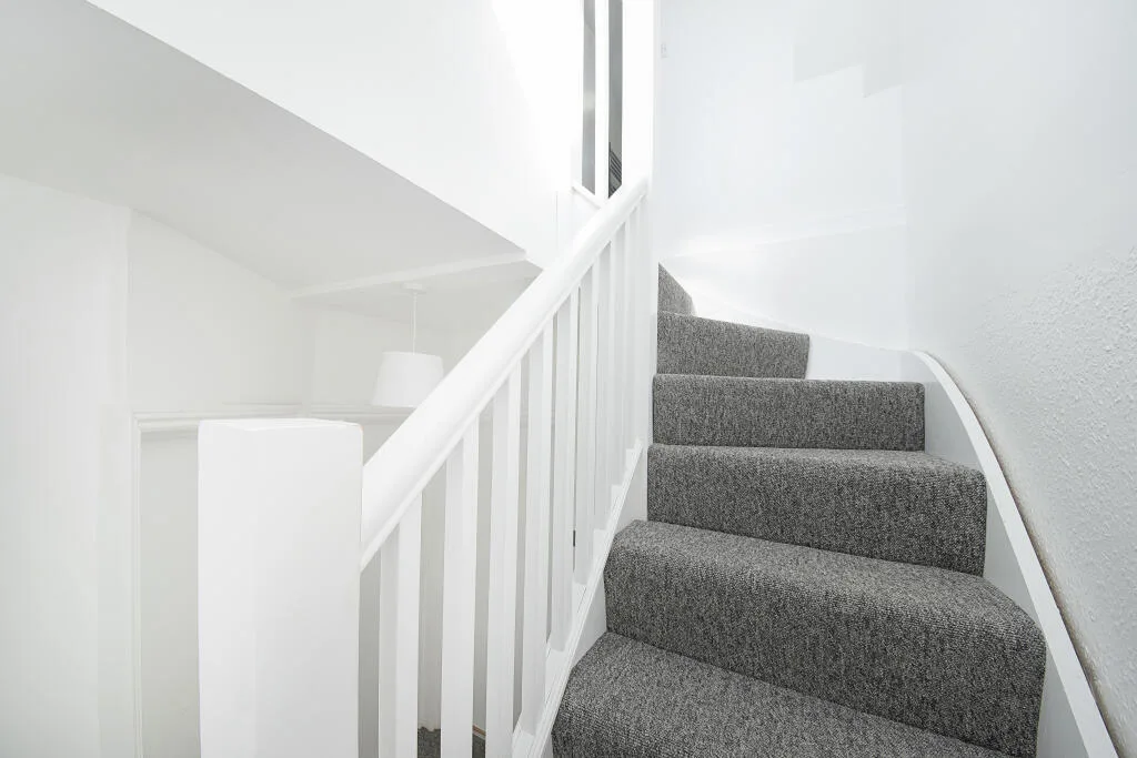 6 bedroom house for rent