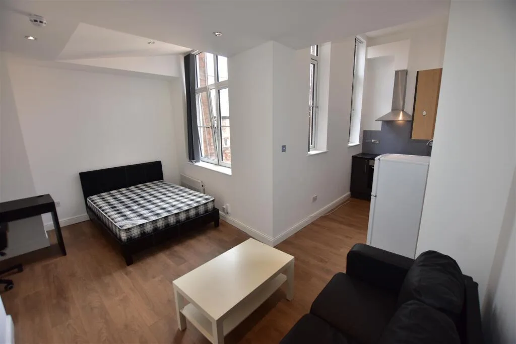 Studio apartment for rent