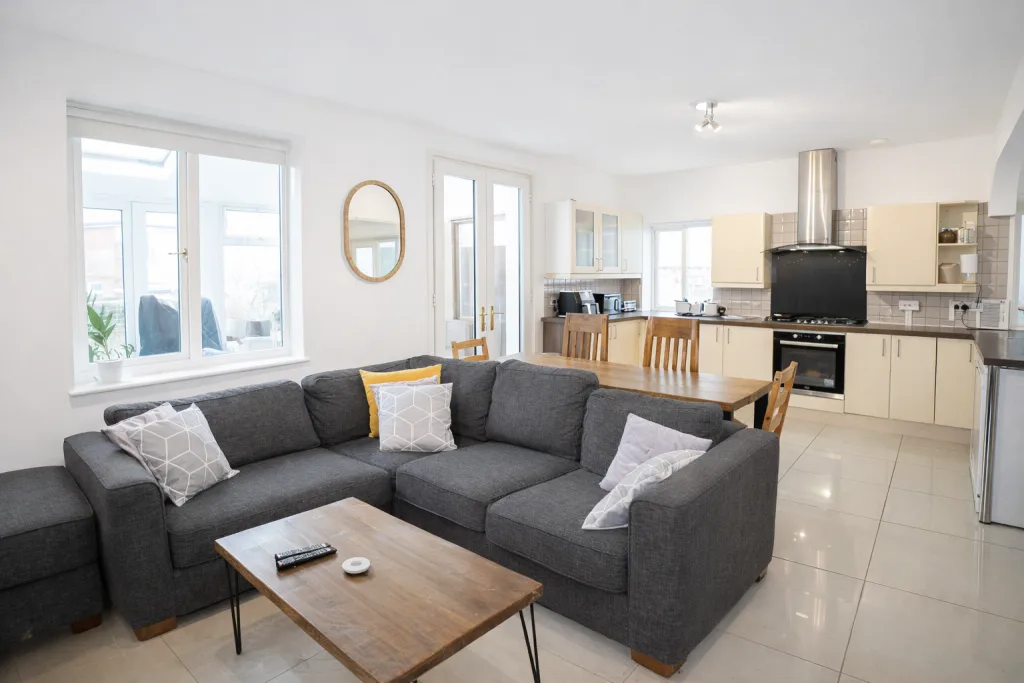 1 bedroom semi-detached house for rent