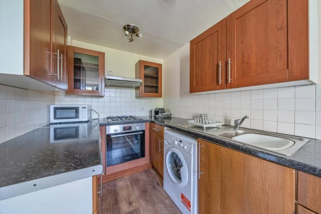 4 bedroom flat for rent