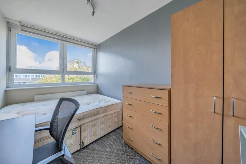 4 bedroom flat for rent