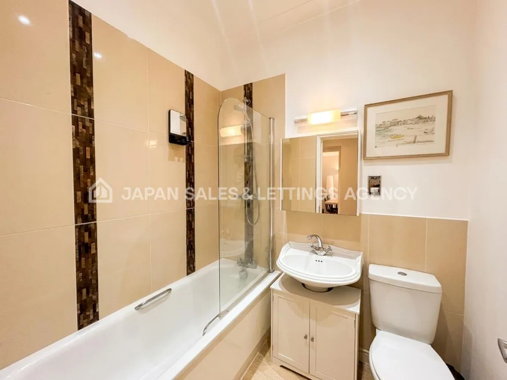 2 bedroom flat for rent