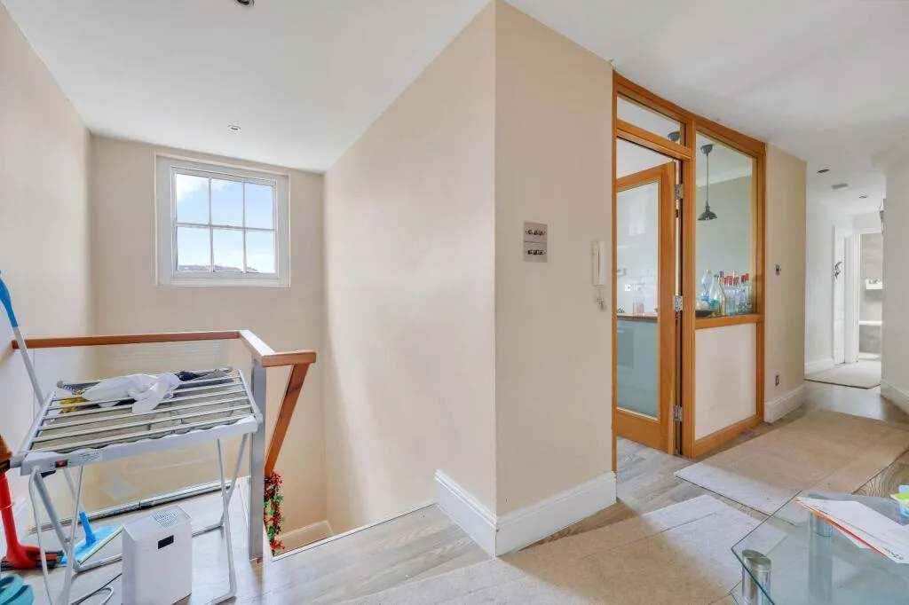 4 bedroom flat for rent