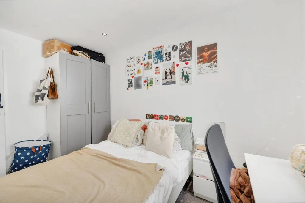 4 bedroom flat for rent