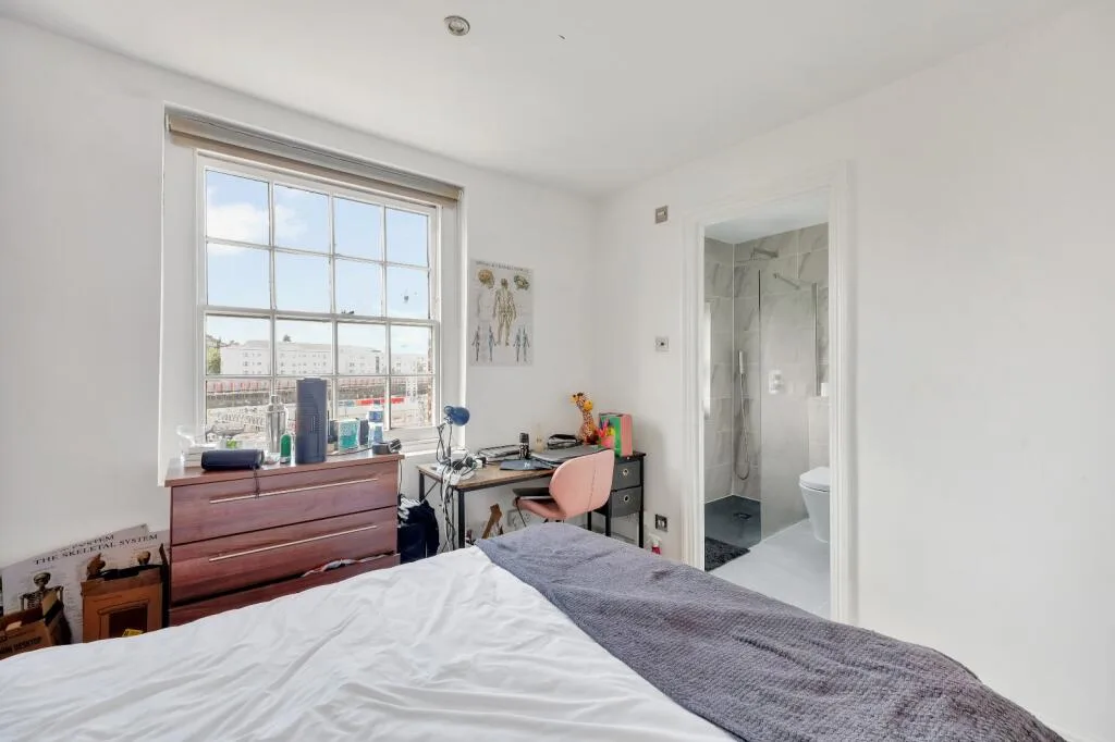 4 bedroom flat for rent