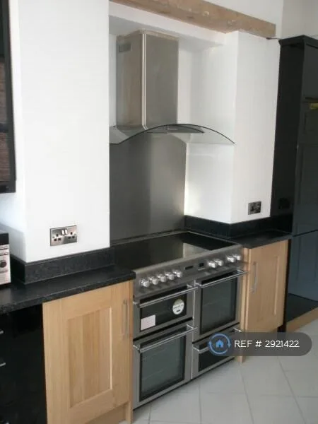 1 bedroom house share for rent
