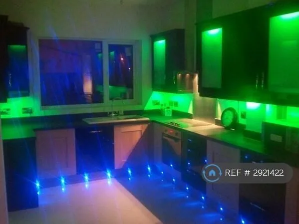 1 bedroom house share for rent