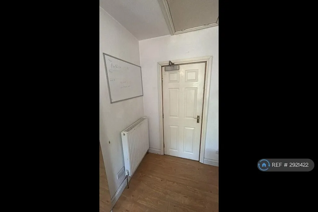 1 bedroom house share for rent