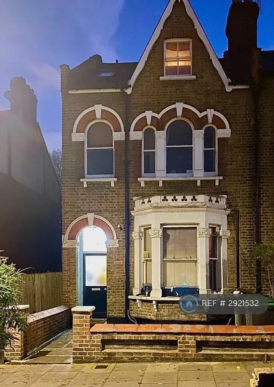 1 bedroom house share for rent