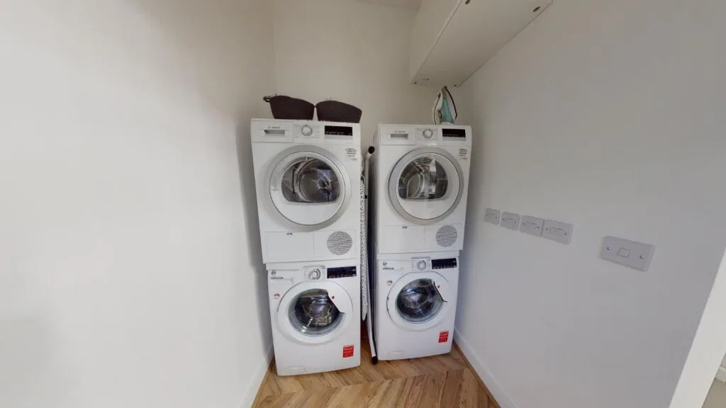 1 bedroom house share for rent