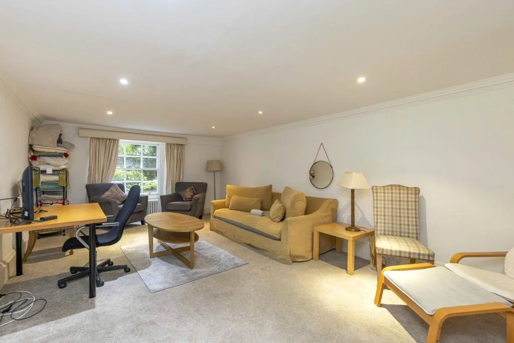 4 bedroom apartment for rent