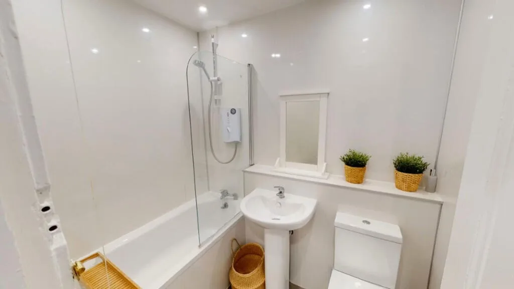 5 bedroom apartment for rent