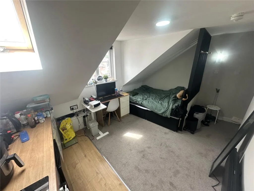 Studio flat for rent