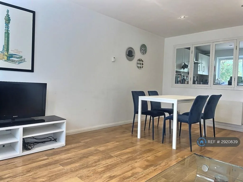 1 bedroom house share for rent
