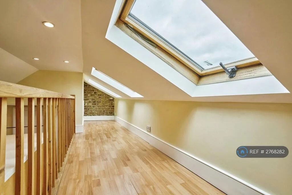 1 bedroom house share for rent