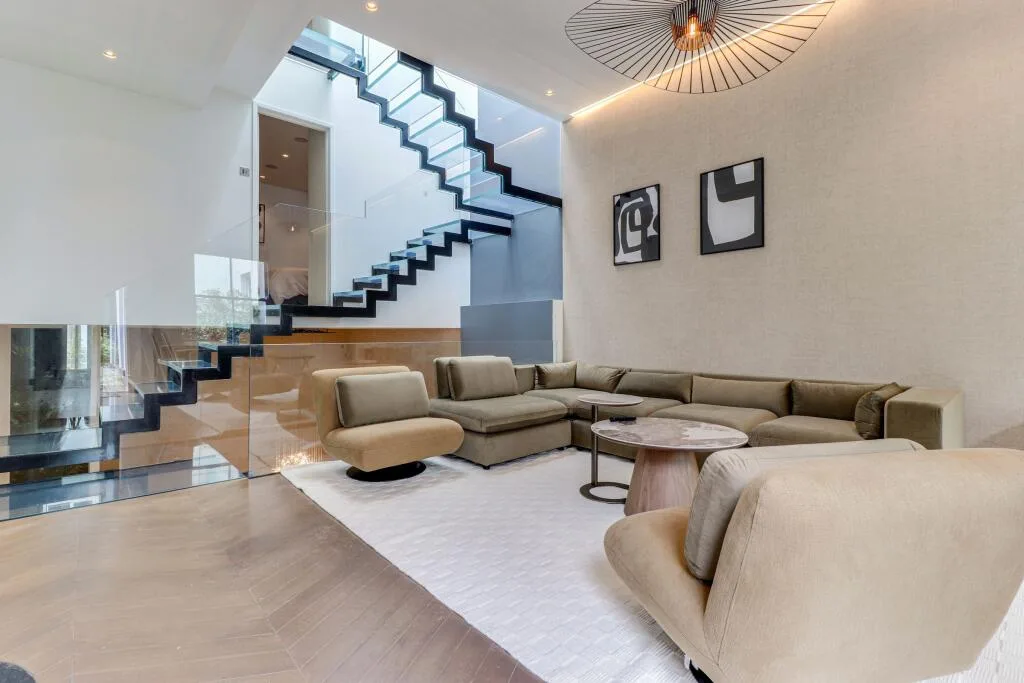 4 bedroom terraced house for rent