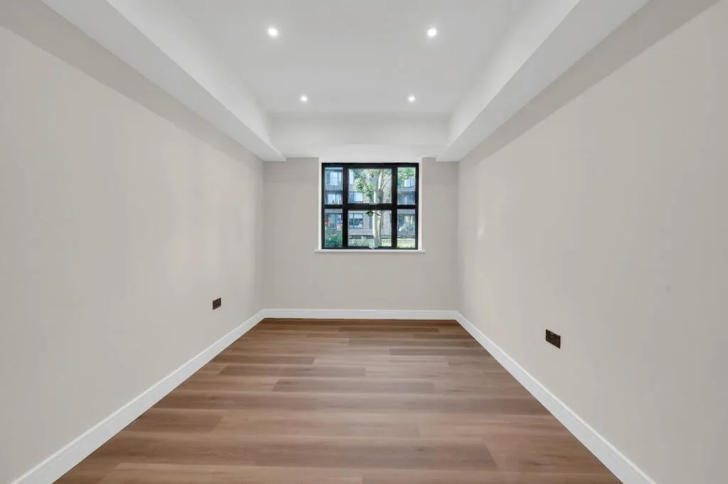 3 bedroom mews property for rent