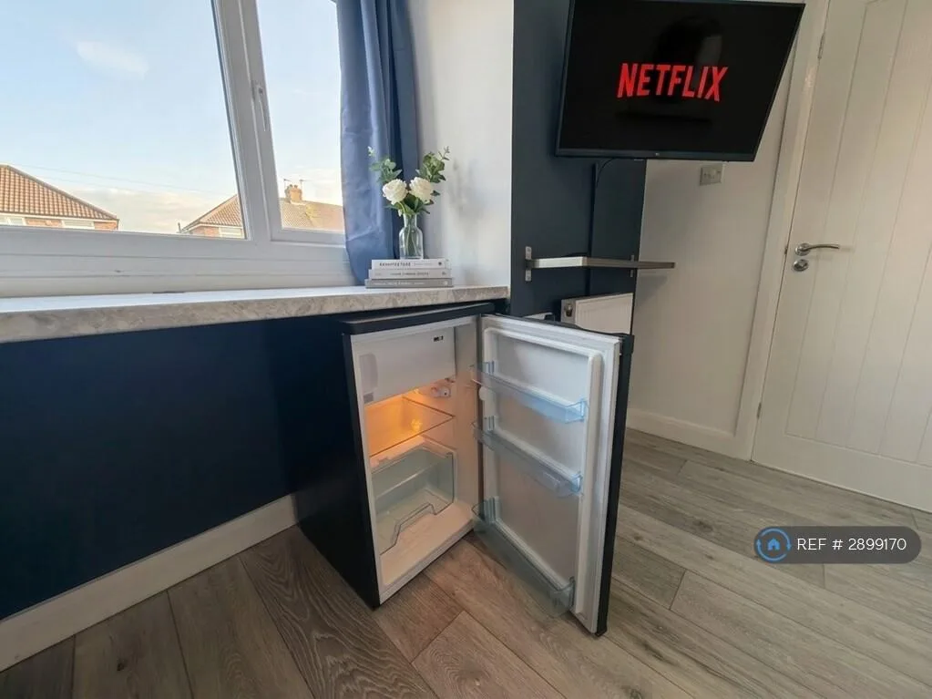 1 bedroom house share for rent