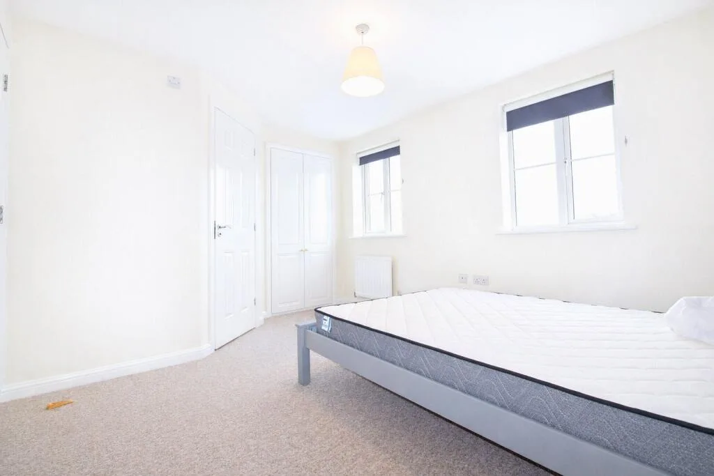 4 bedroom terraced house for rent