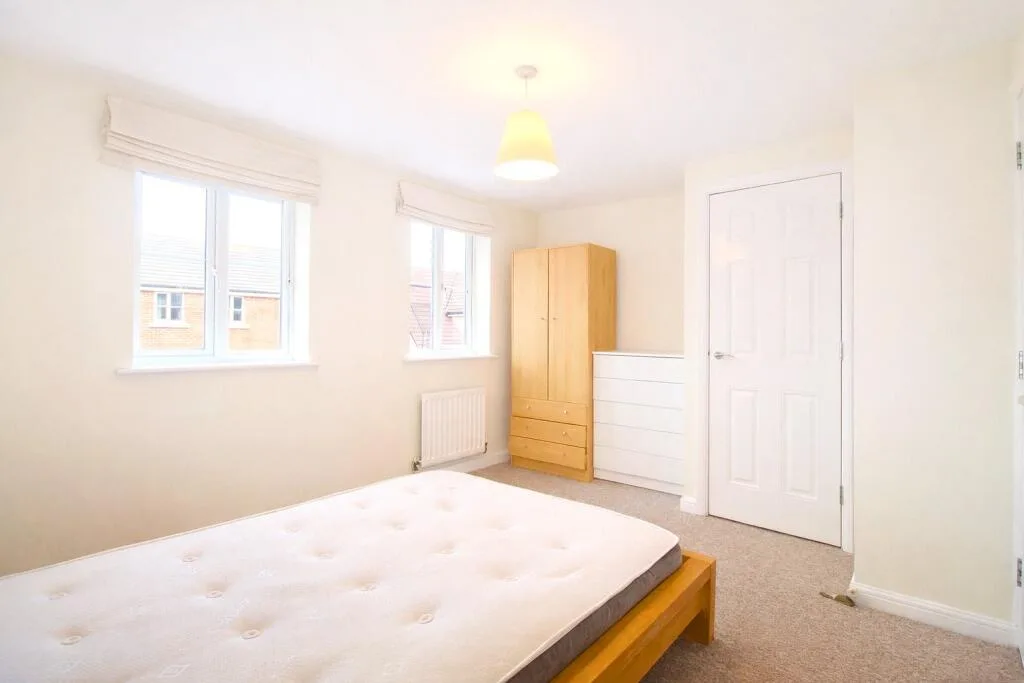 4 bedroom terraced house for rent