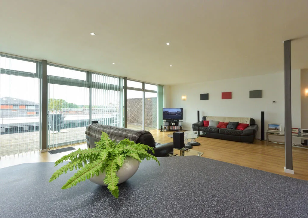 5 bedroom penthouse for rent