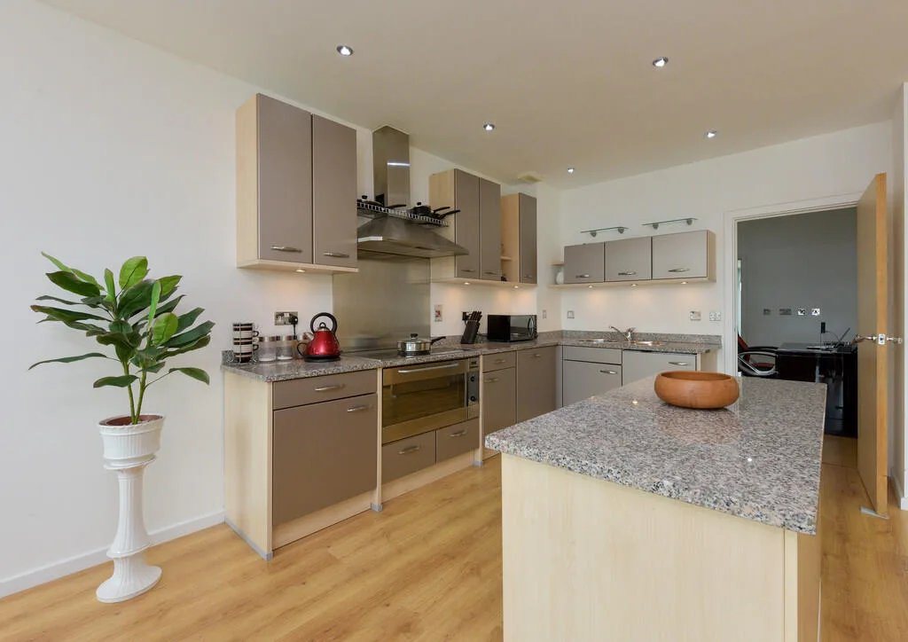 5 bedroom penthouse for rent