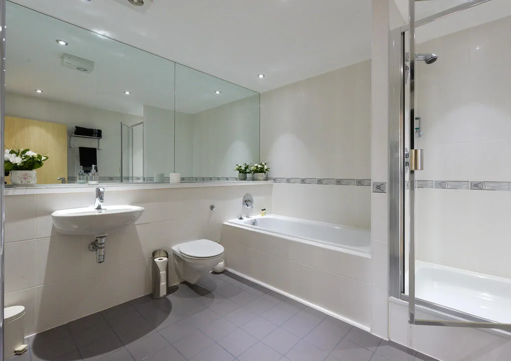 5 bedroom penthouse for rent