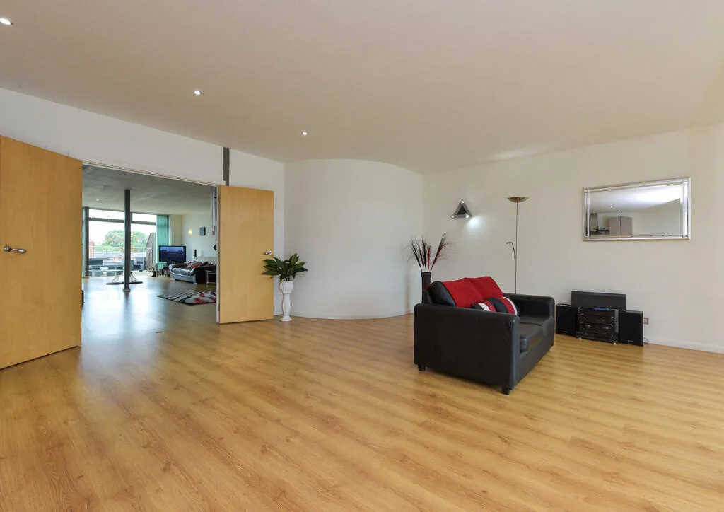 5 bedroom penthouse for rent
