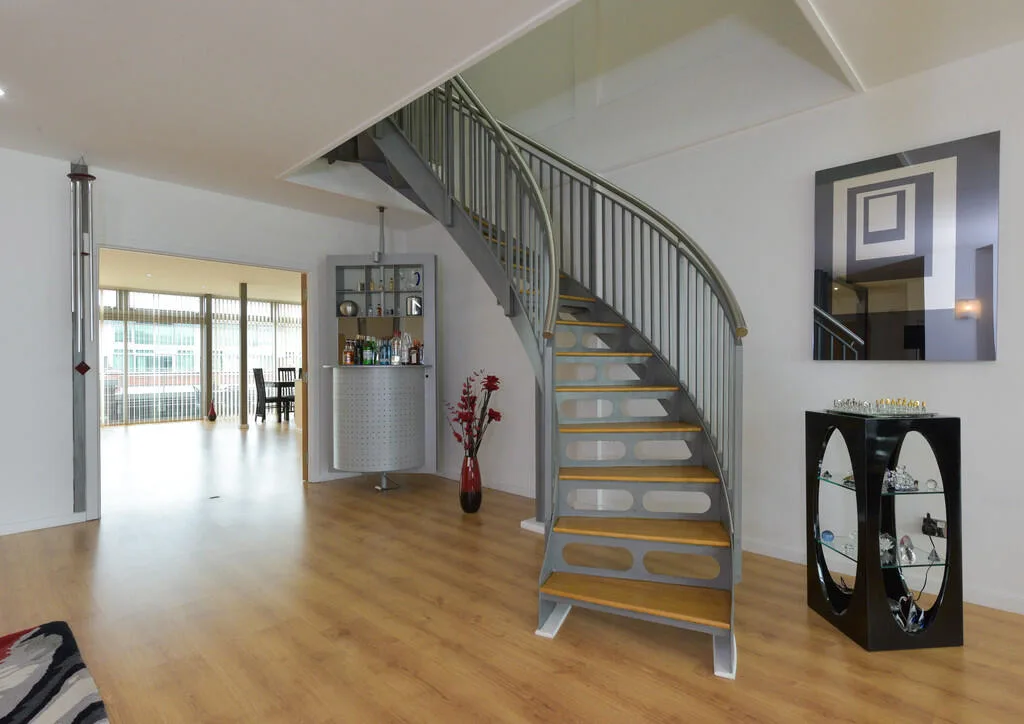 5 bedroom penthouse for rent
