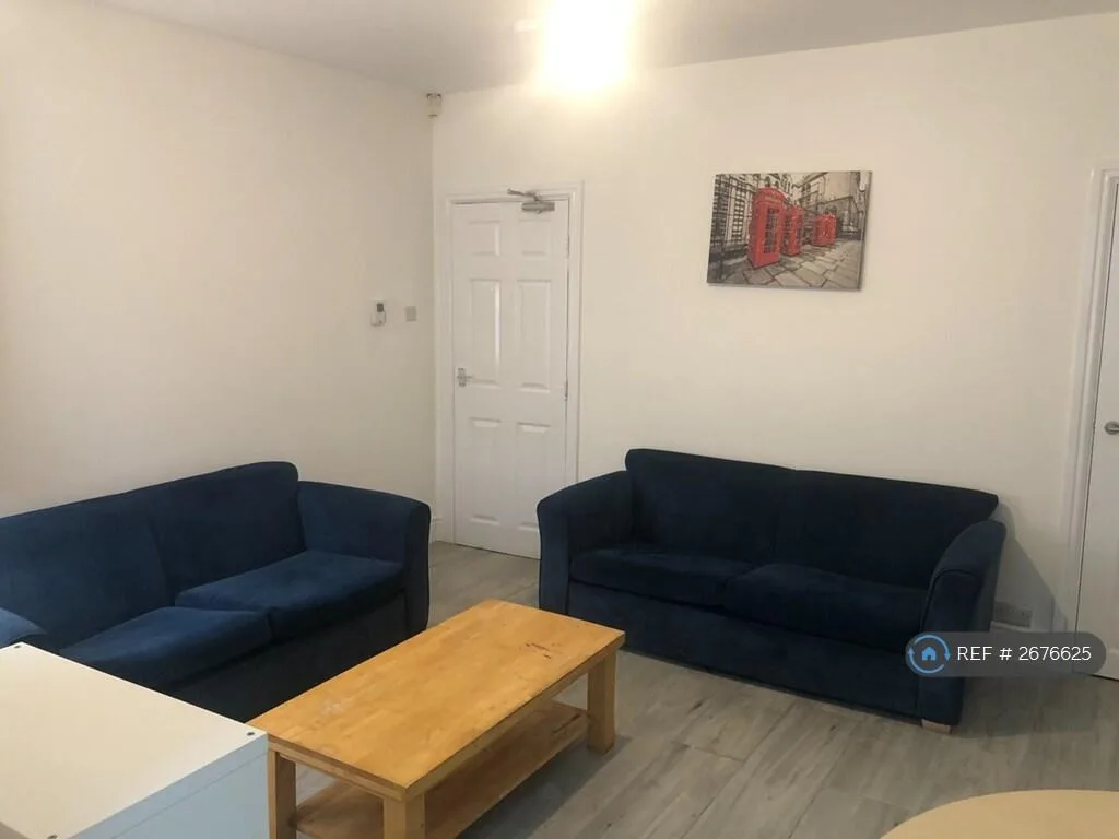 1 bedroom house share for rent