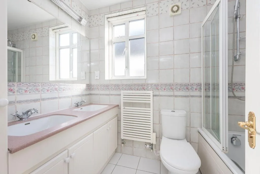 4 bedroom house for rent