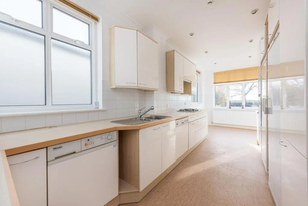 4 bedroom house for rent