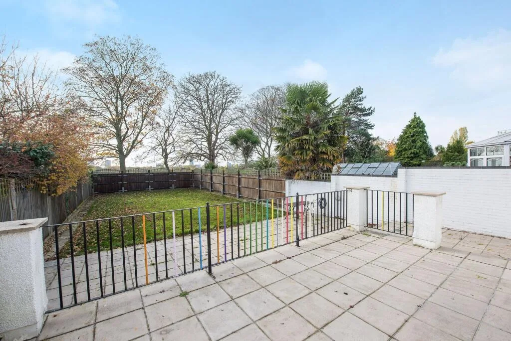 4 bedroom house for rent