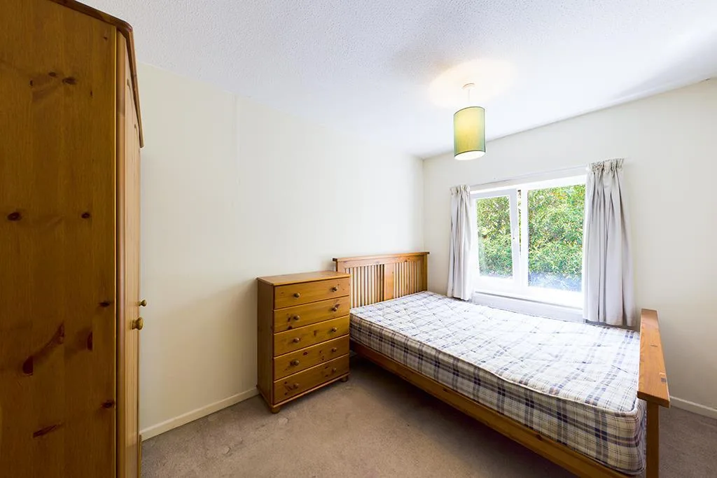 1 bedroom house share for rent
