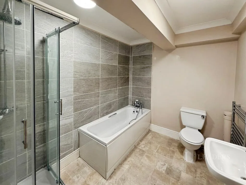 2 bedroom flat for rent