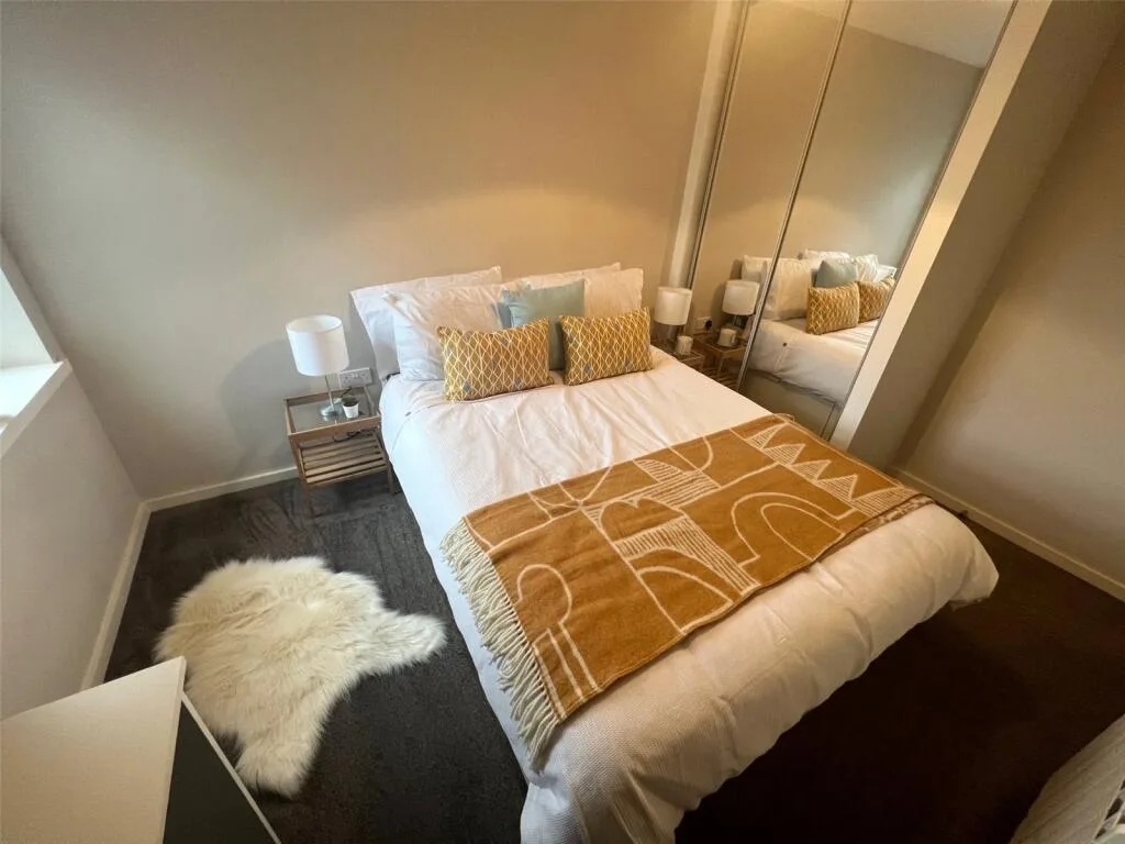 1 bedroom penthouse for rent