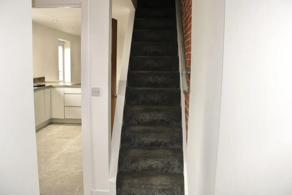 2 bedroom end of terrace house for rent