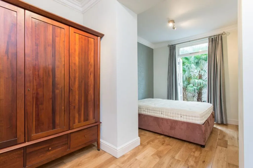 2 bedroom flat for rent