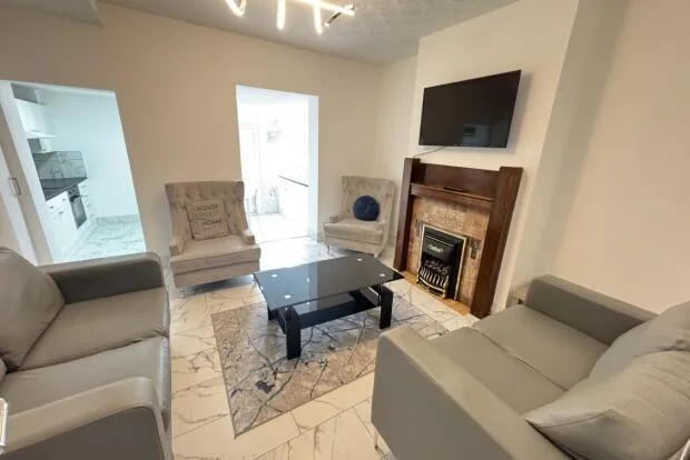 4 bedroom terraced house for rent