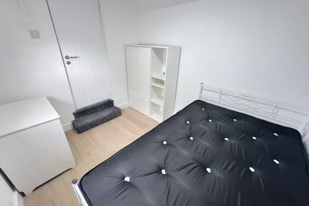 4 bedroom terraced house for rent