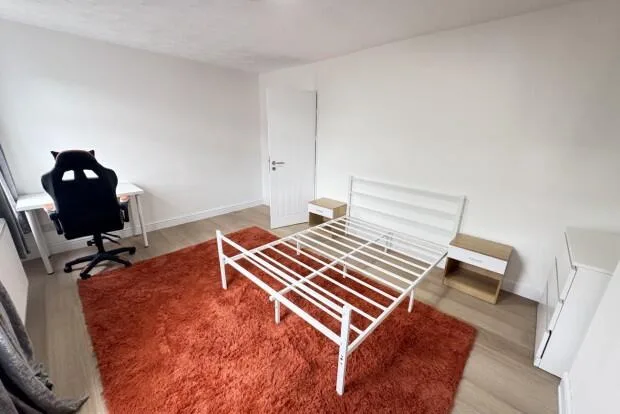 4 bedroom terraced house for rent