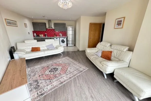 2 bedroom flat for rent