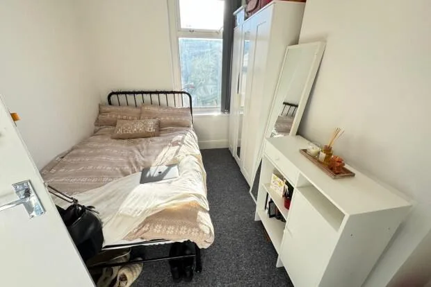 4 bedroom terraced house for rent