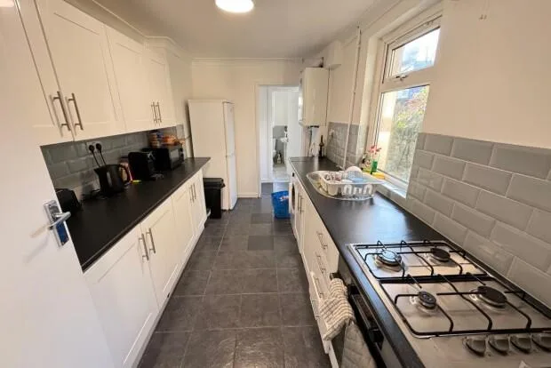 4 bedroom terraced house for rent