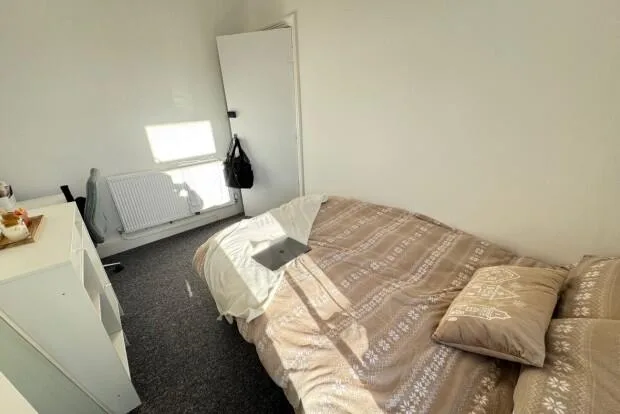 4 bedroom terraced house for rent