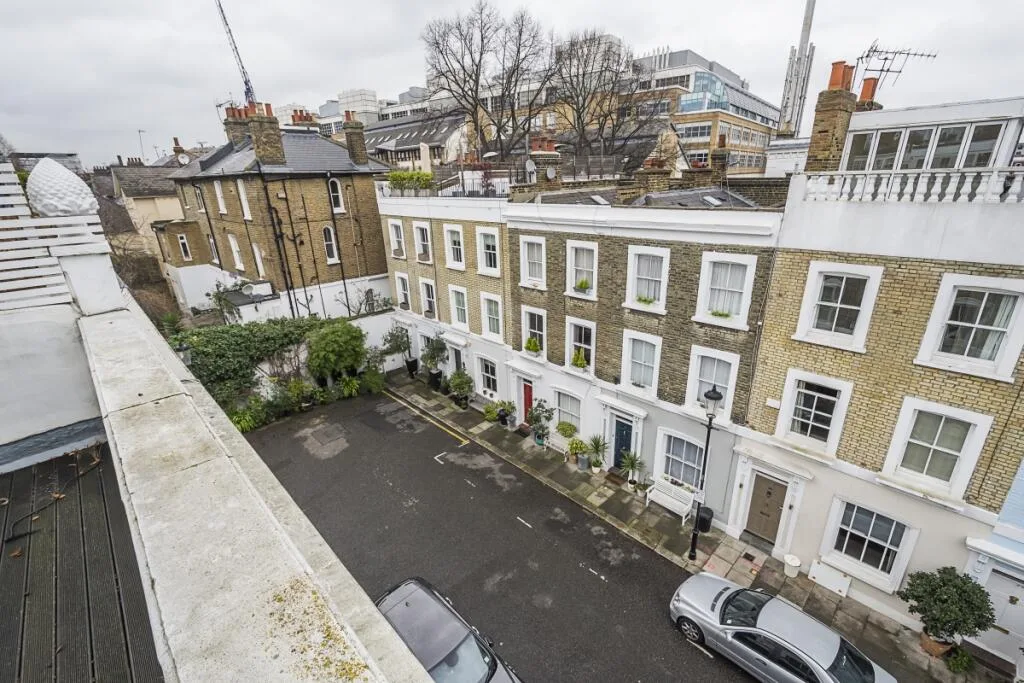 4 bedroom terraced house for rent