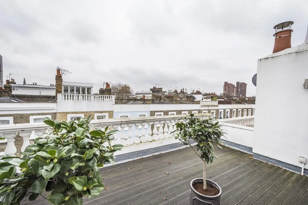 4 bedroom terraced house for rent
