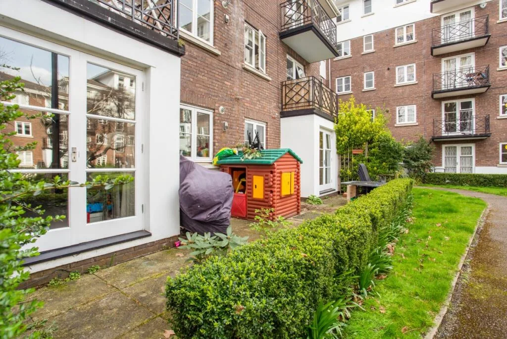 2 bedroom flat for rent