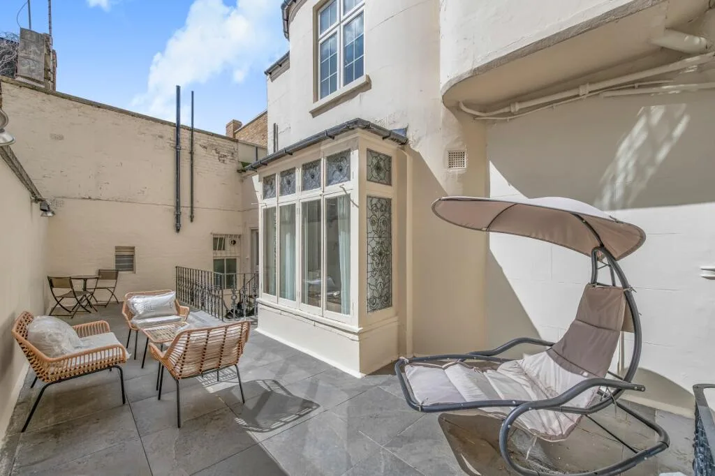 2 bedroom flat for rent